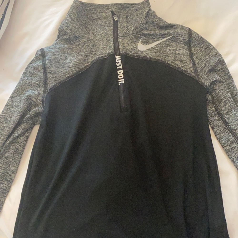 Black and gray nike half zip workout jacket!